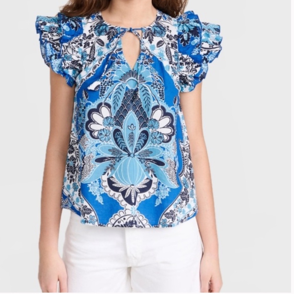 Love the Label Poppy Blue Print Top size XS Flutter Short Sleeve Tassel Ties NWT